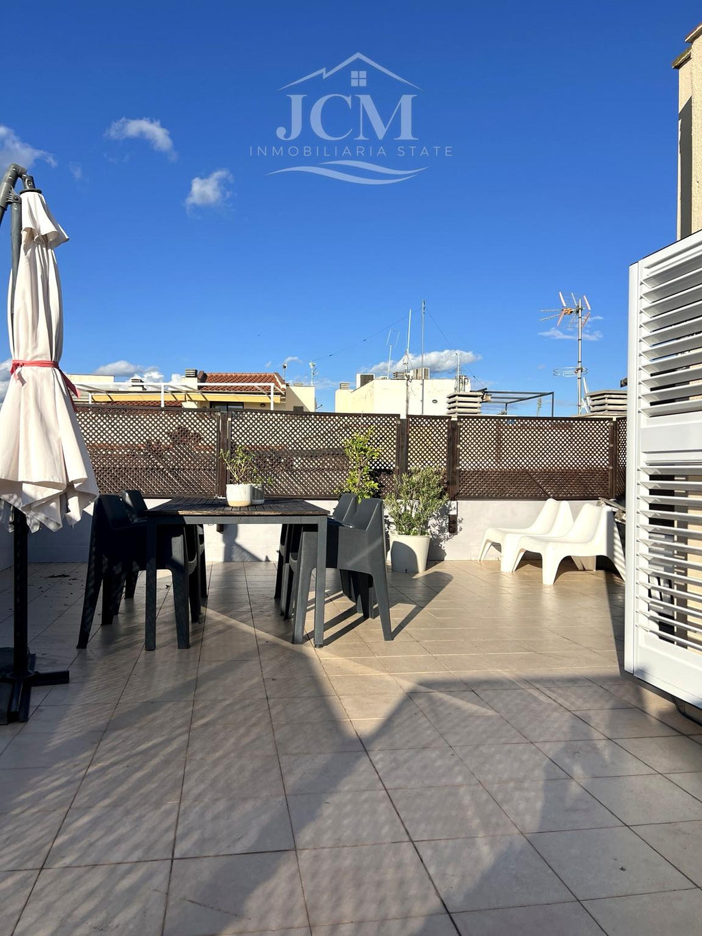 Atico Duplex con gran terraza
