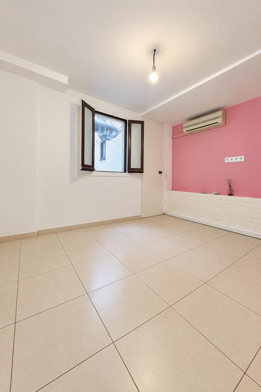 Local comercial en el Centre, Reus