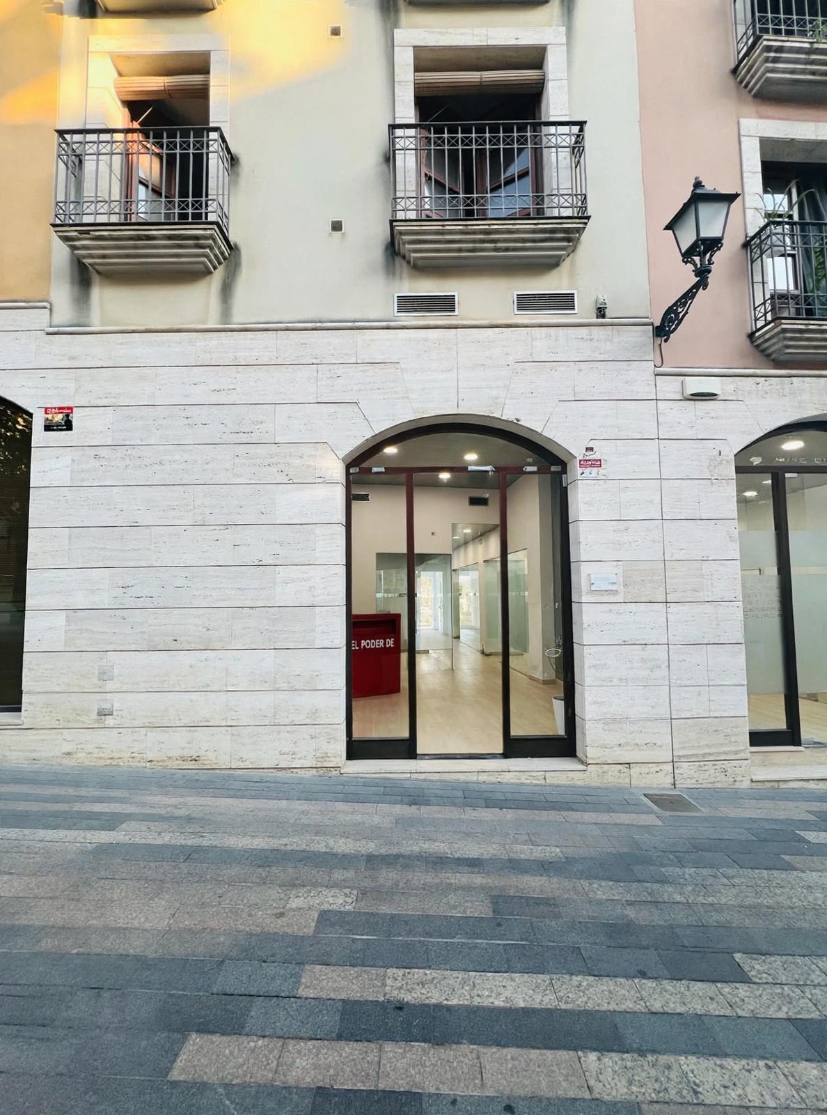 Local en Vila-seca · Calle de la Verge de la Pineda